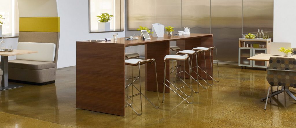 Avelina Meeting Table in a Collaborative Environment